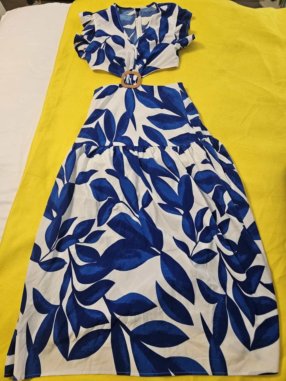 SHEIN Blue and White Leaf-Print Maxi Dress with Belt